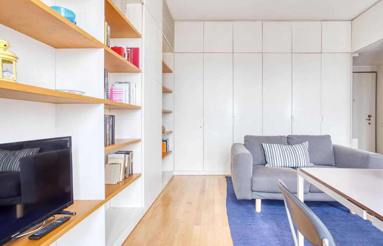 Joivy Vibrant Studio With Balcony Milano Eksteriør billede